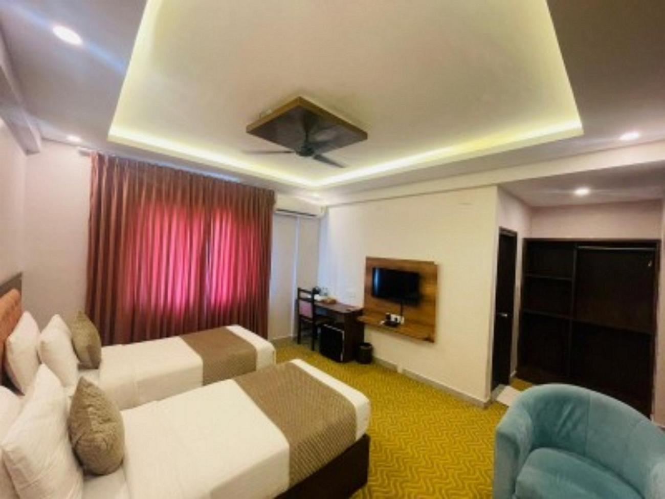 Vovo Hotels Yelahanka Exterior foto